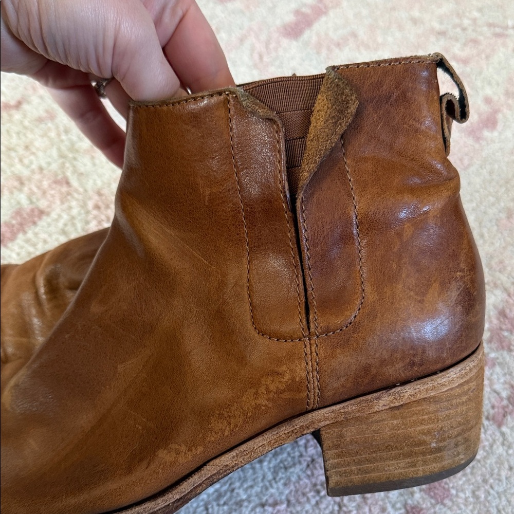 Kork-Ease Women's Tan Leather Chelsea Ankle Booties - Picture 10 of 12